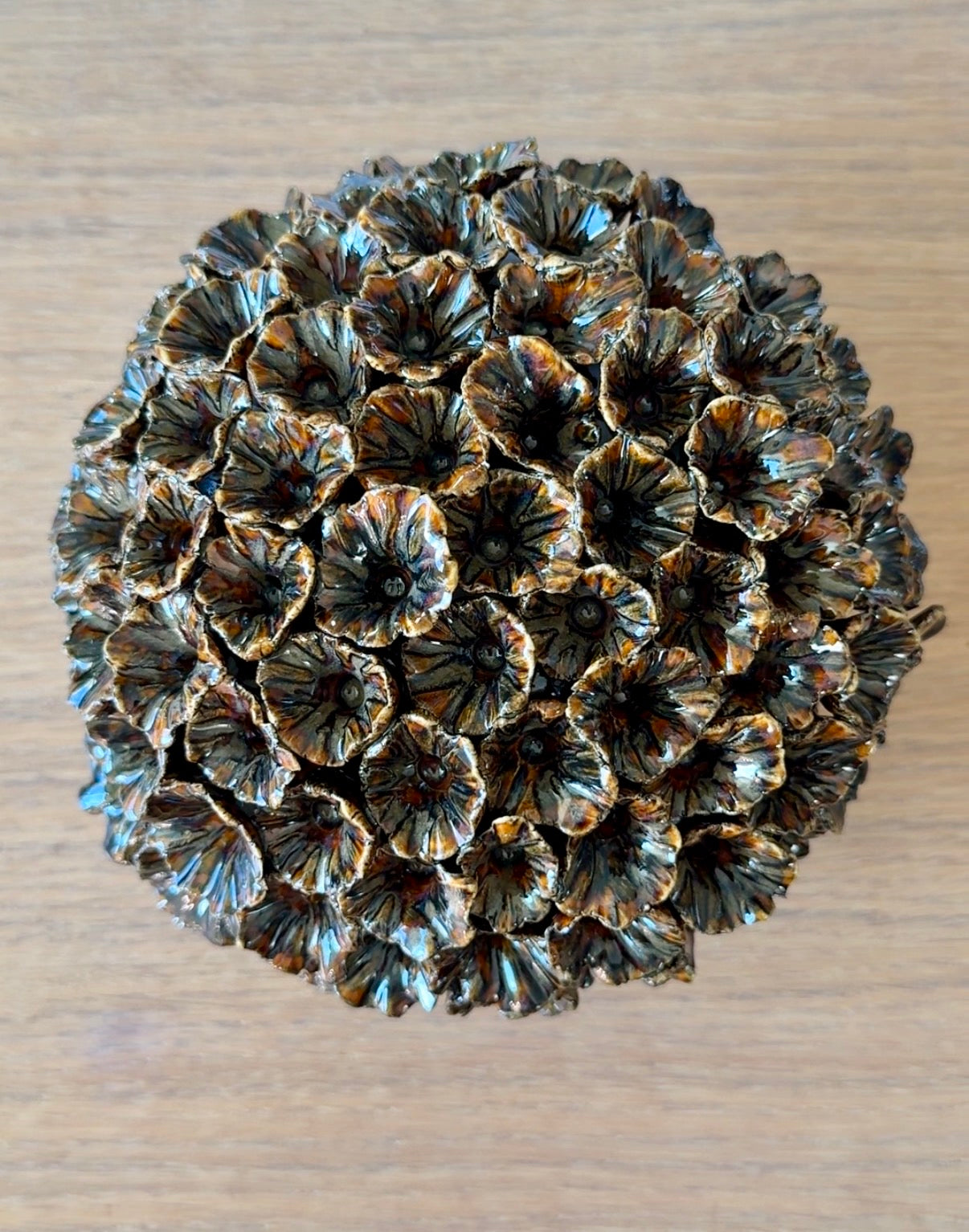 Petite Flowers - Black/Bronze