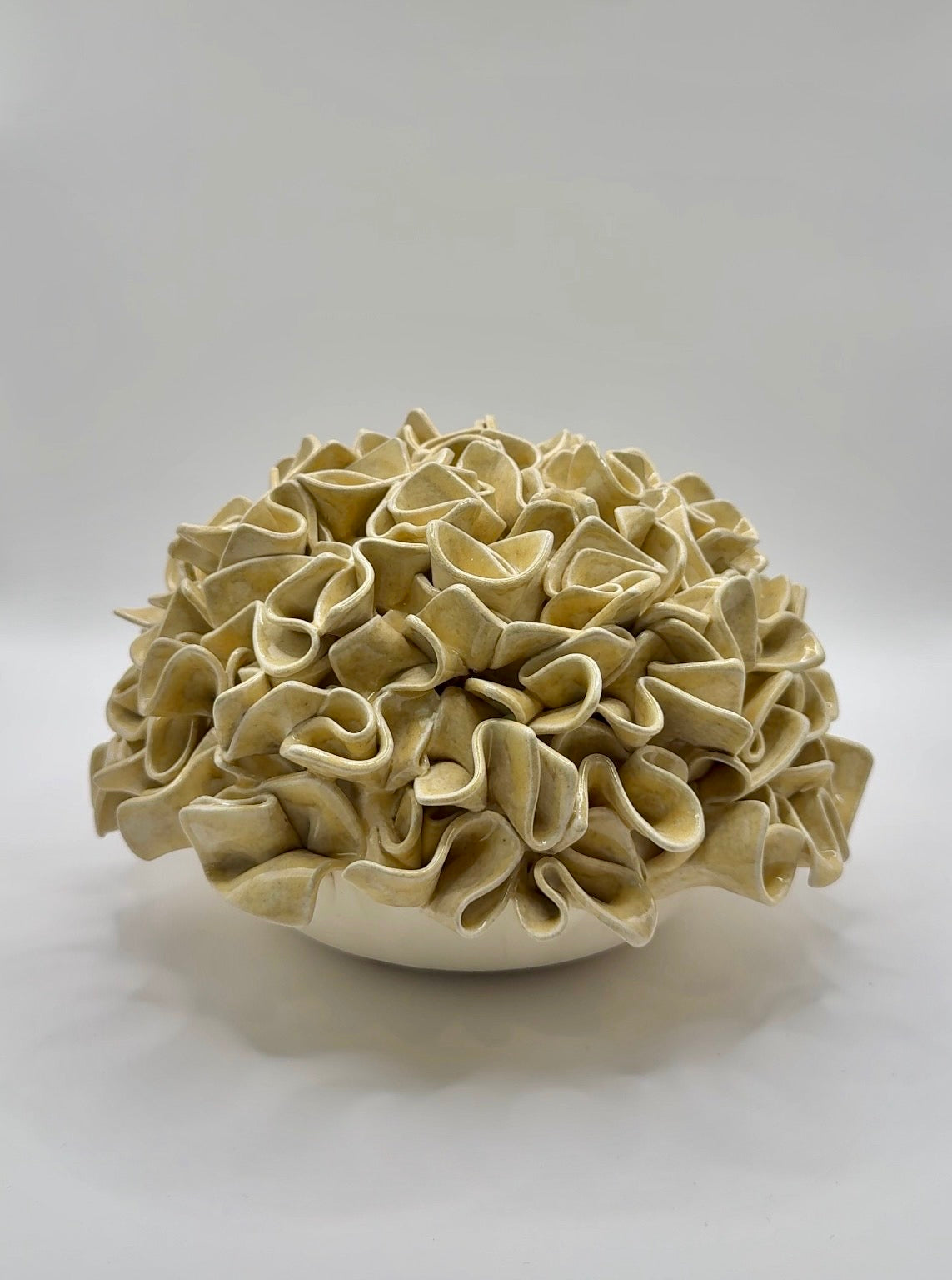 Grand Ruffles - Oatmeal